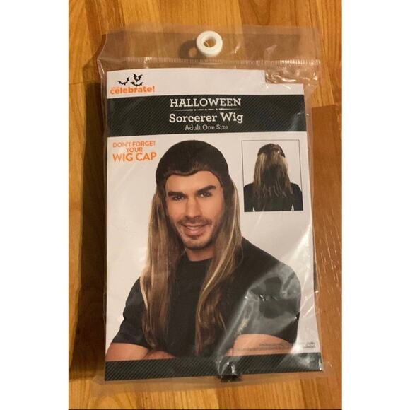 Sorcerer Wig new condition in‎ his original package - Picture 1 of 2